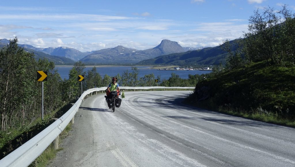cicloturismo-subidas-carretera