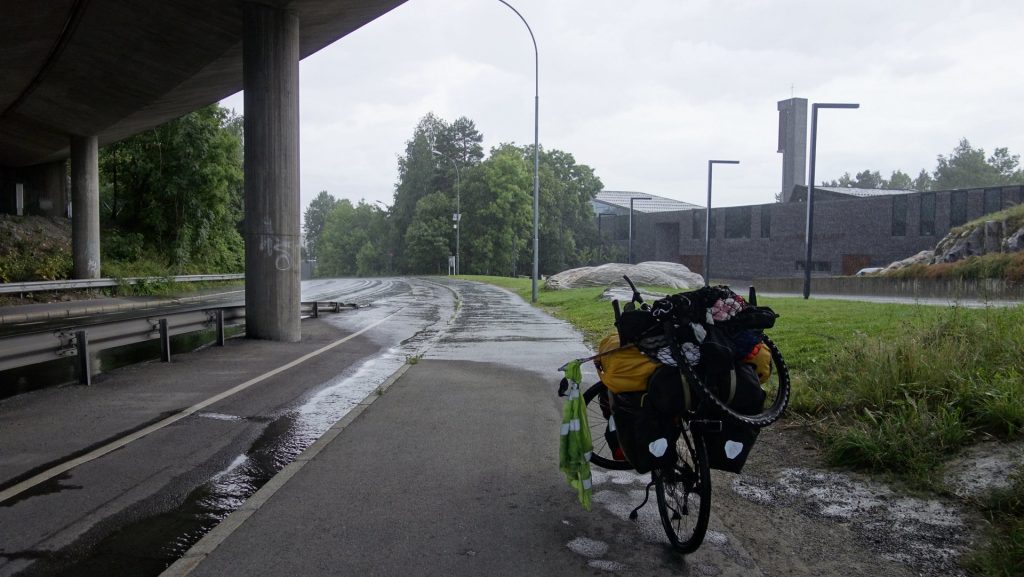 cicloturismo-puente-lluvia